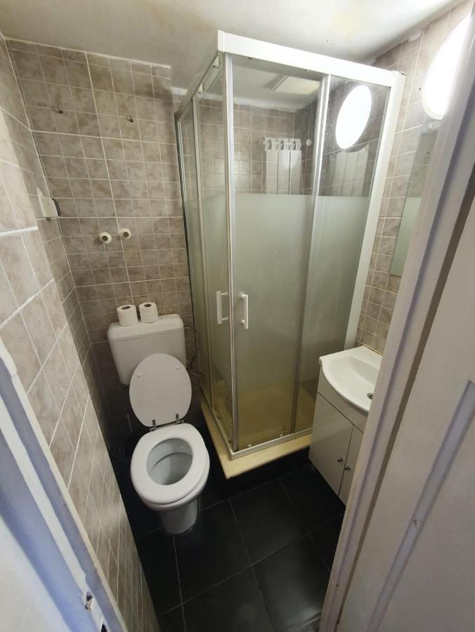 Апартаменты Central Best Cozy In Бухарест Экстерьер фото
